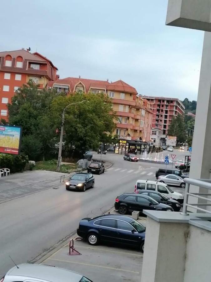 Dobi Apartmani Wing Jagodina Exterior foto